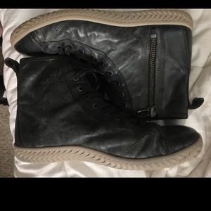 John Varvatos Men’s Leather boots